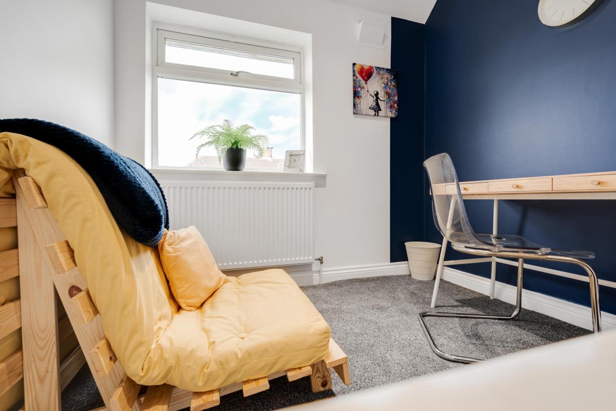 Shawe House - 10 Minute Mcr Airport - Free Parking Villa Wythenshawe Rum bild