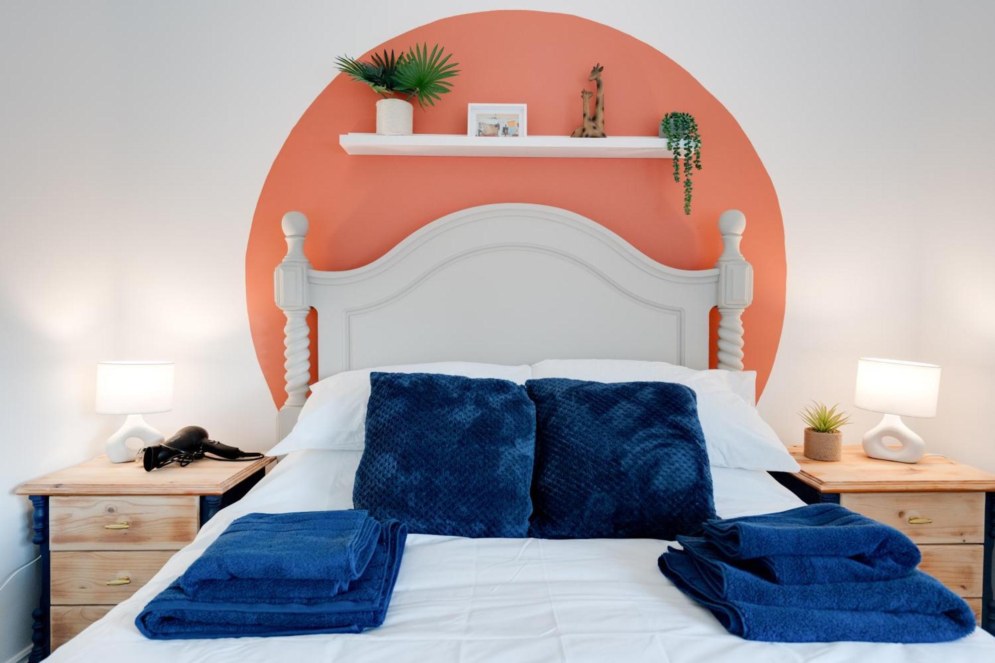 Shawe House - 10 Minute Mcr Airport - Free Parking Villa Wythenshawe Rum bild