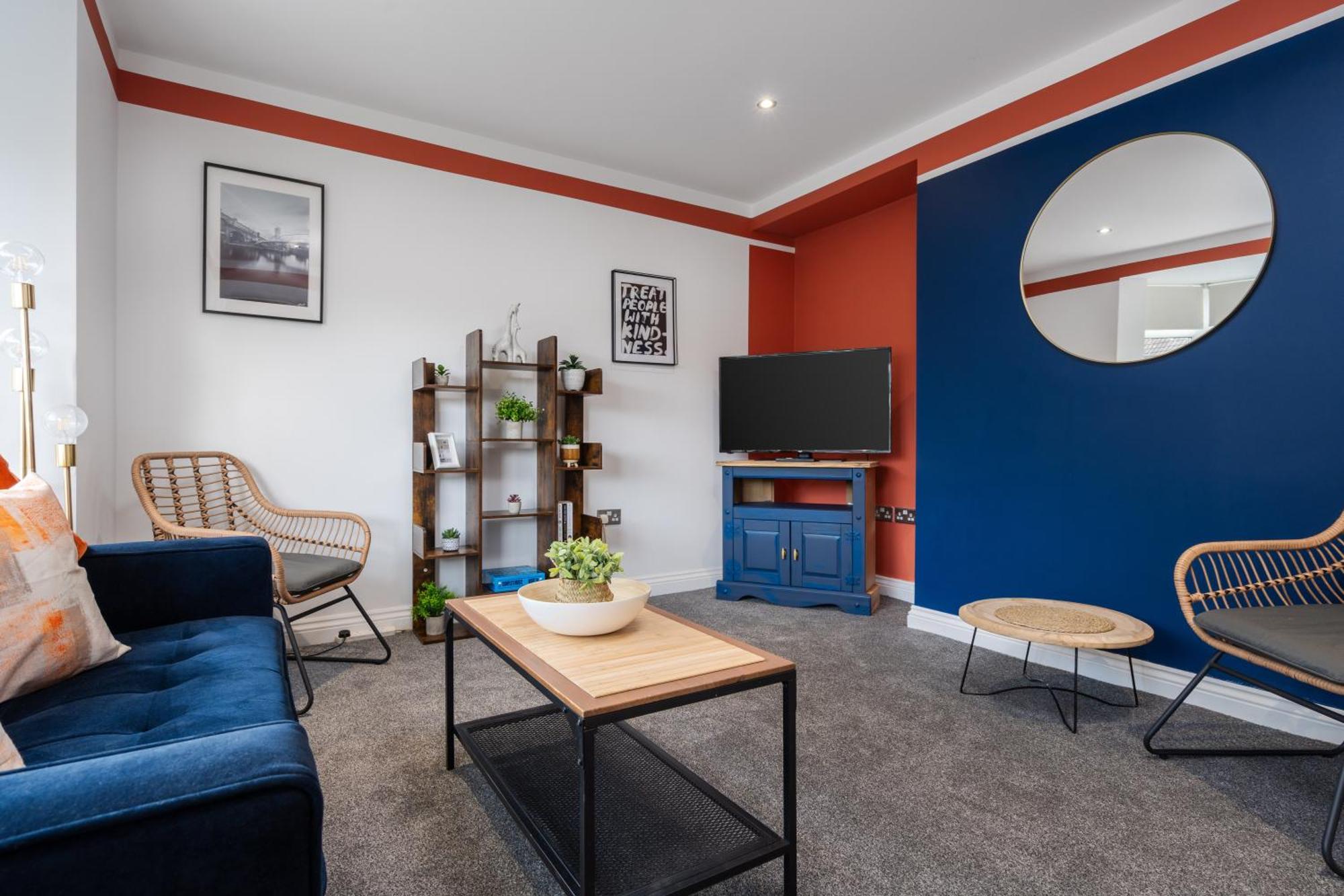 Shawe House - 10 Minute Mcr Airport - Free Parking Villa Wythenshawe Rum bild
